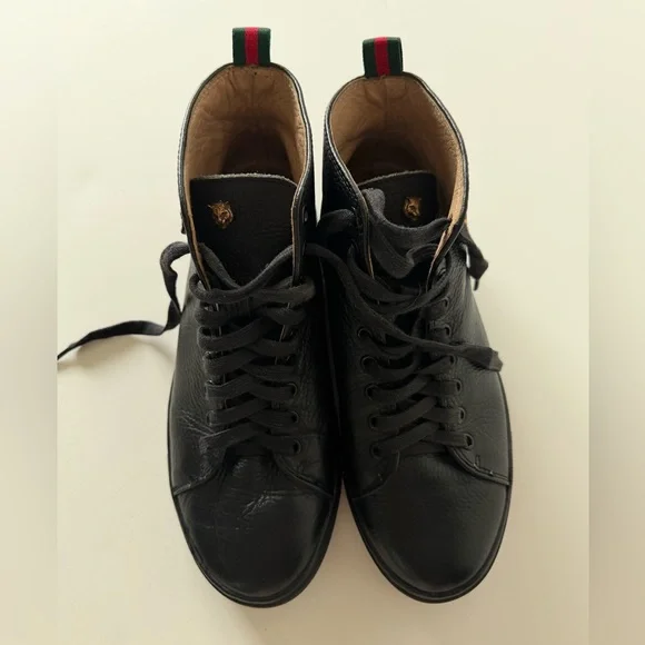 Gucci Black Leather Sneakers with Tiger Embroidery - Picture 4 of 14